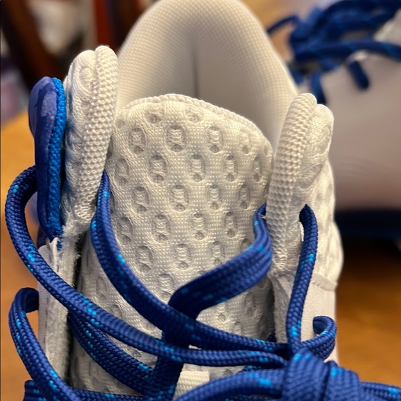 NWOT Men’s UNDER AMOUR Sport Sneakers S-14